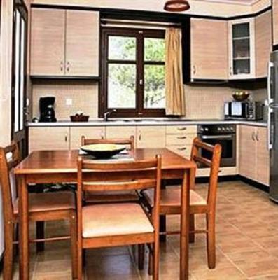 фото отеля Gaea Gardens Studios & Villas Petra (Greece)