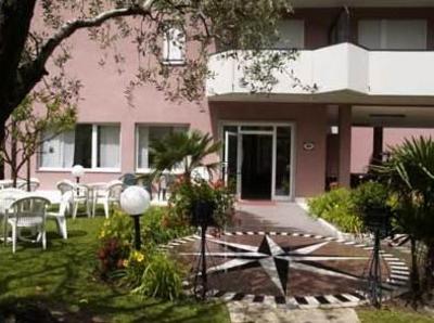 фото отеля Albergo Garni Eden