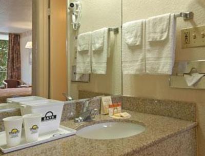 фото отеля Norfolk-Days Inn Military Circle