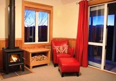 фото отеля Straw Lodge