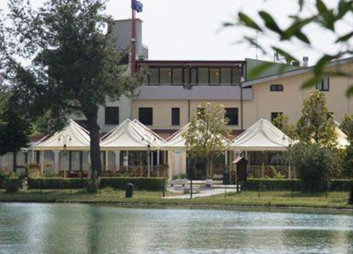 фото отеля Lago Verde Hotel Sant'Omero