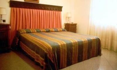 фото отеля Hotel le Rocce sas