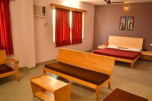 фото отеля Hotel Icchapurti Sai Residency
