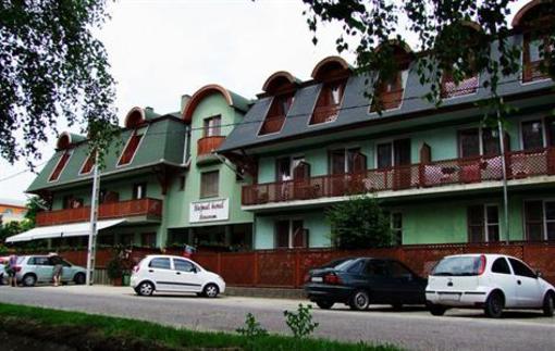 фото отеля Hotel Hajnal Mezokovesd