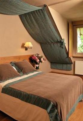 фото отеля Logis Auberge Du Barrez