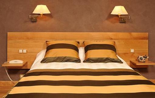 фото отеля Logis Auberge Du Barrez
