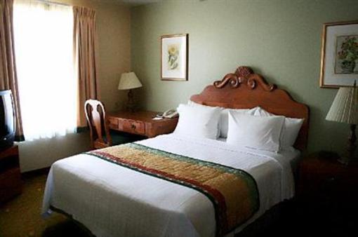 фото отеля TownePlace Suites Tucson