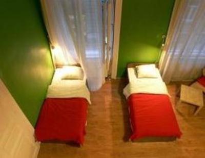 фото отеля Njoy Budapest Hostel