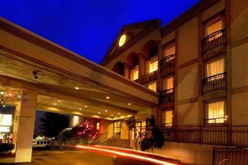фото отеля Executive Inn Express Richmond