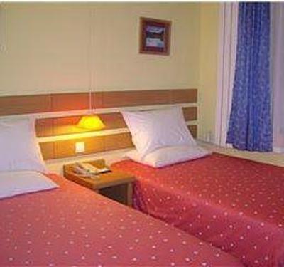 фото отеля Home Inn Xi'an Datang Xishi Fengqing Road
