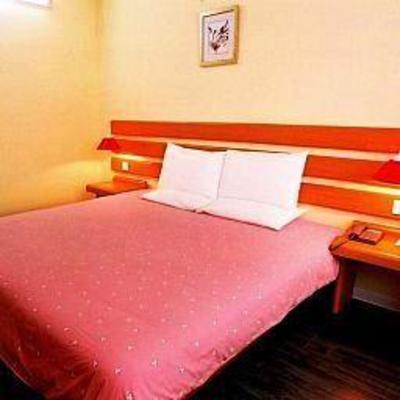 фото отеля Home Inn Xi'an Datang Xishi Fengqing Road