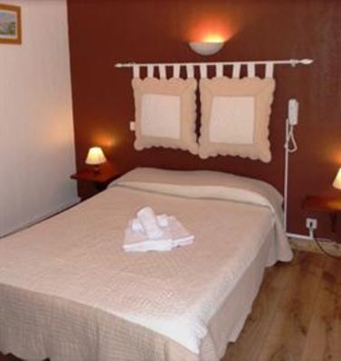 фото отеля Lou Garbin Hotel Saint-Laurent-d'Aigouze
