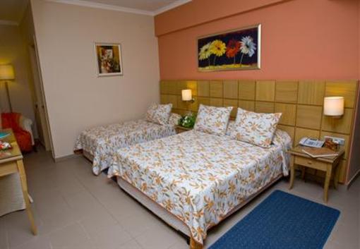 фото отеля Ionian Plaza Hotel