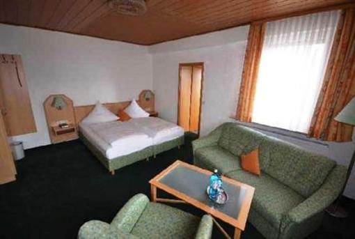 фото отеля Hotel Weisses Ross Schwaig