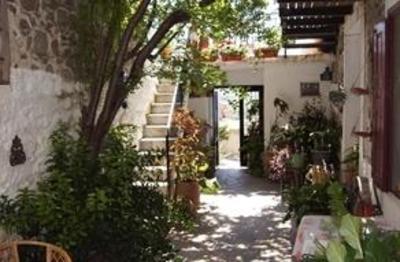 фото отеля Nassos Guest House