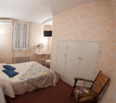 фото отеля Le Coq D'or Hotel Brive-la-Gaillarde