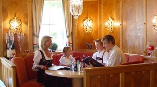 фото отеля Hotel Gasthof Adler Bad Worishofen