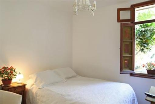 фото отеля Conchita Flores B&B