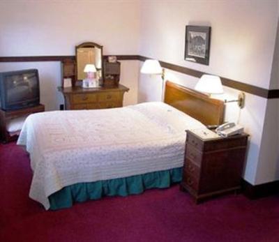 фото отеля Inn At Creek Street And New York Hotel