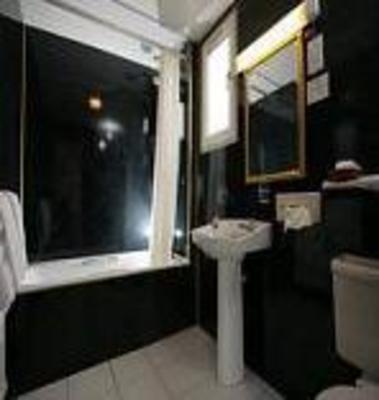 фото отеля Symphony Craw's Nest Hotel