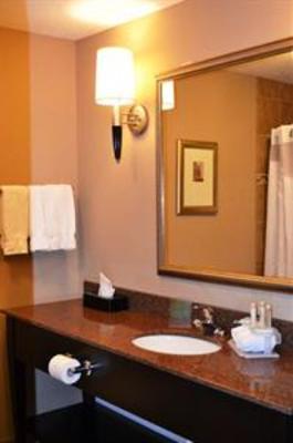 фото отеля Holiday Inn Express & Suites Northwood