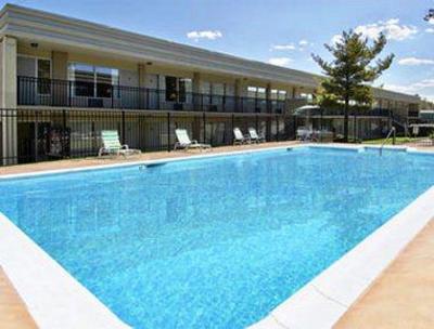 фото отеля Days Inn Frankfort