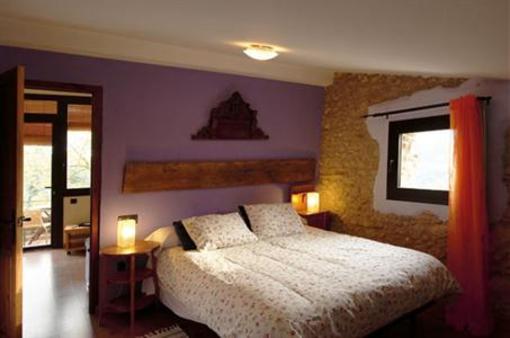 фото отеля El Nus de Pedra Apartments Sant Martí de Llémena