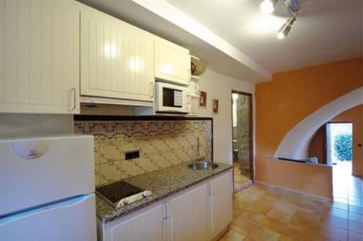 фото отеля El Nus de Pedra Apartments Sant Martí de Llémena