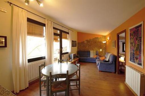 фото отеля El Nus de Pedra Apartments Sant Martí de Llémena