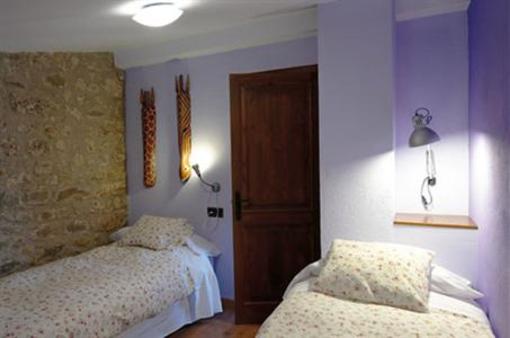 фото отеля El Nus de Pedra Apartments Sant Martí de Llémena