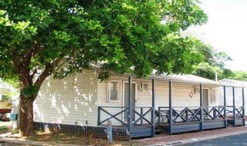 фото отеля Cooke Point Holiday Park