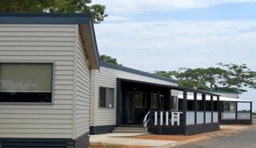 фото отеля Cooke Point Holiday Park