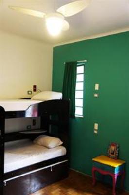 фото отеля Uvaia Hostel