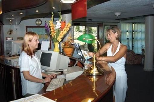 фото отеля Honvedkorhaz AEK Hevizi Rehabilitacios Intezet
