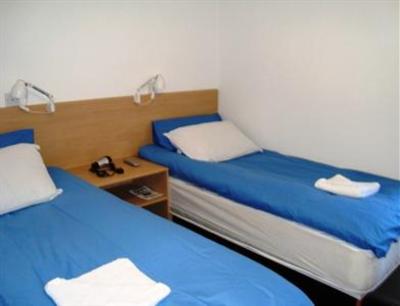 фото отеля Hostel Alma Dover
