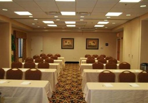 фото отеля Hampton Inn & Suites Macon I-75 North