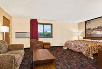 фото отеля Super 8 Boonville