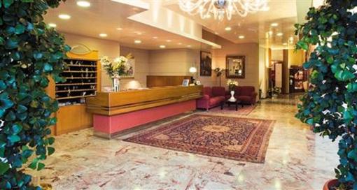 фото отеля Hotel Majestic Beach
