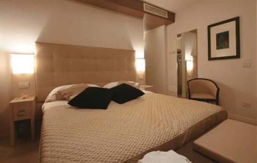 фото отеля Hotel Majestic Beach