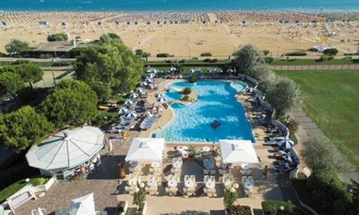 фото отеля Hotel Majestic Beach