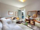 фото отеля Hotel Majestic Beach