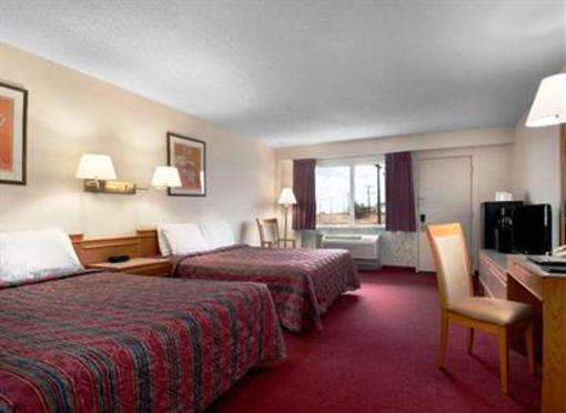фото отеля Thriftlodge Hotel Swift Current