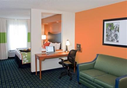 фото отеля Fairfield Inn & Suites Memphis East