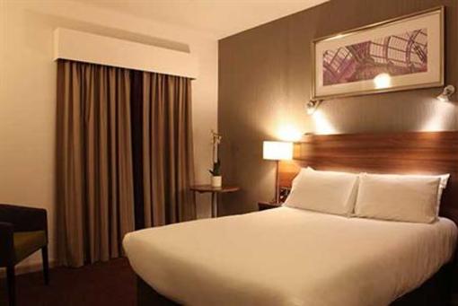 фото отеля Jurys Inn Leeds