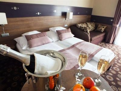 фото отеля Wellness Hotel Katalin