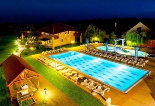 фото отеля Wellness Hotel Katalin