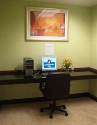 фото отеля Ambassador Inn&Suites Tuscaloosa