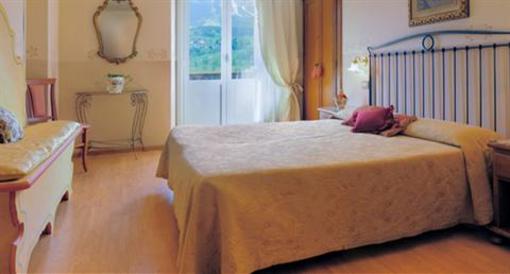 фото отеля Hotel Serena Cortina d'Ampezzo