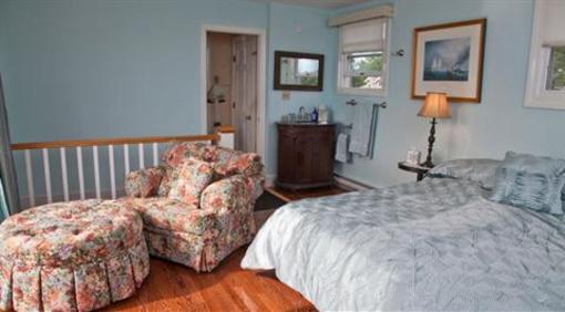 фото отеля Newport Bayside Inn Bed & Breakfast