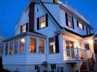 Newport Bayside Inn Bed & Breakfast